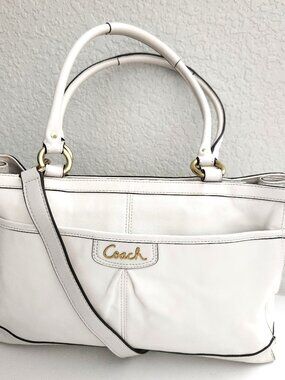Like New Vintage Coach Park Y2K White Leather Shoulder Bag Purse
